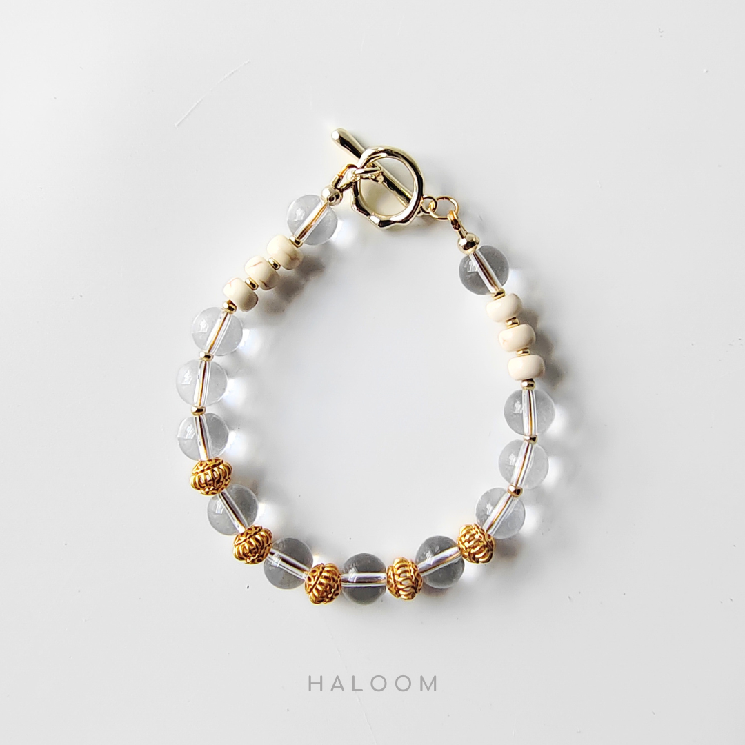 Clear Quartz bracelet (8mm) with toggle clasp