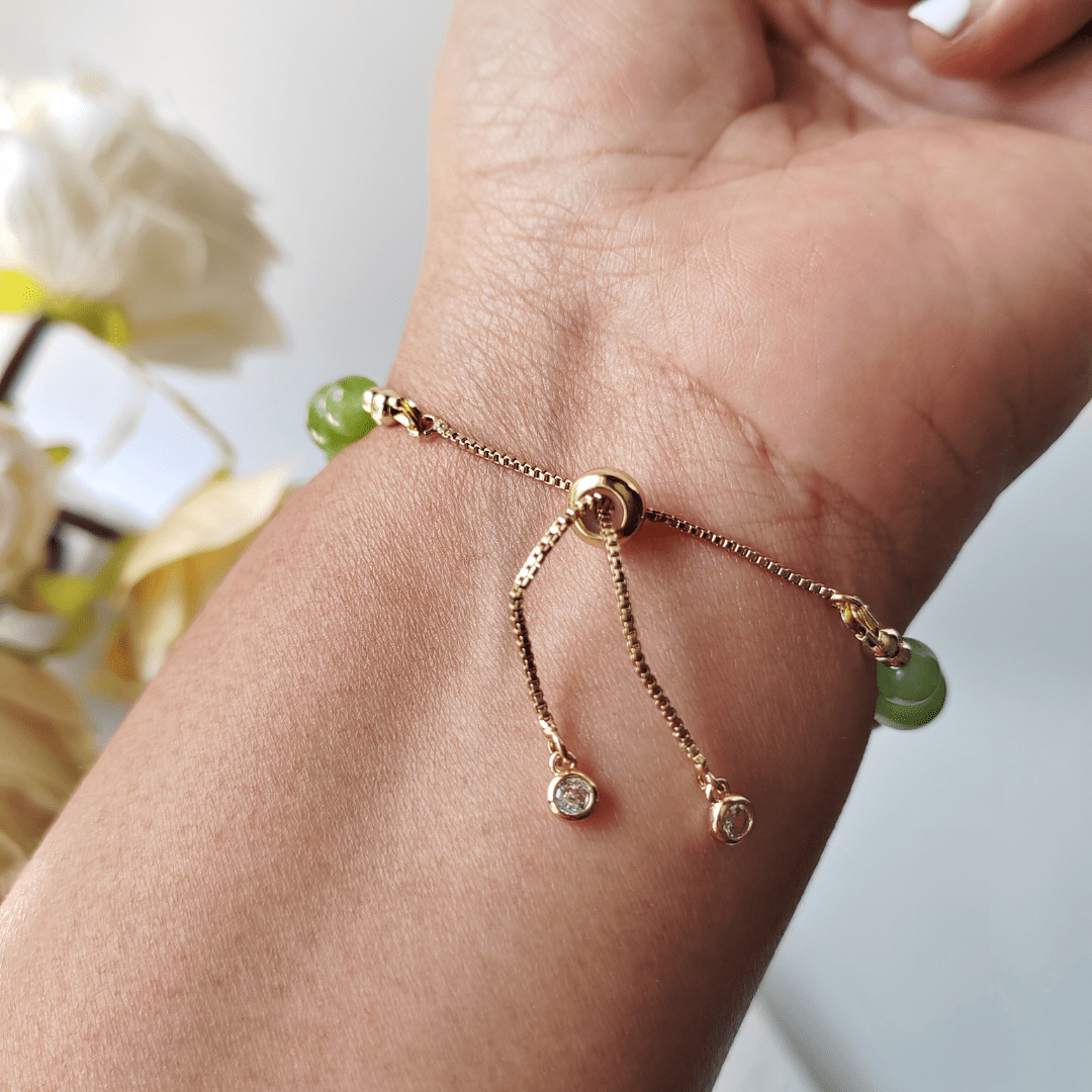 Calm focus – natural peridot bracelet (August birthstone)