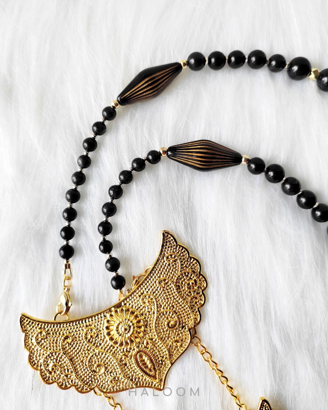 Rantaian Teduh - Black Jade necklace and glasses chain