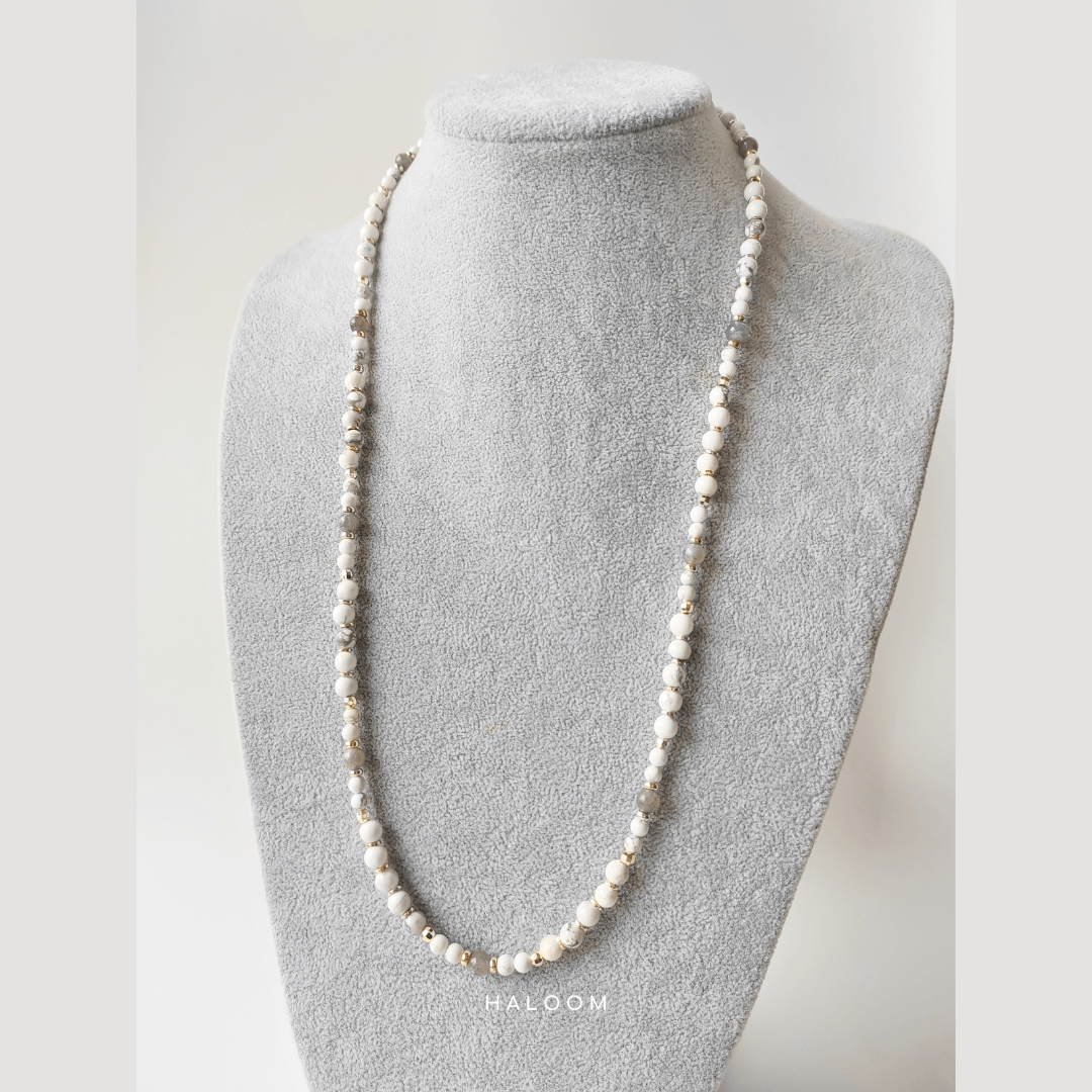 Howlite and labradorite multiuse necklace & dokoh set