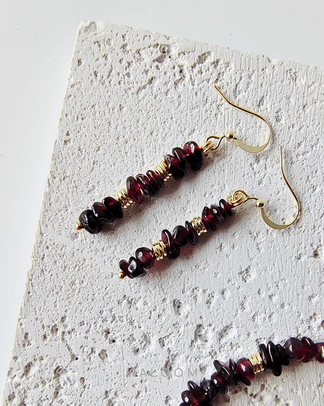 Focus & Fire garnet chip bracelet, necklace and earrings