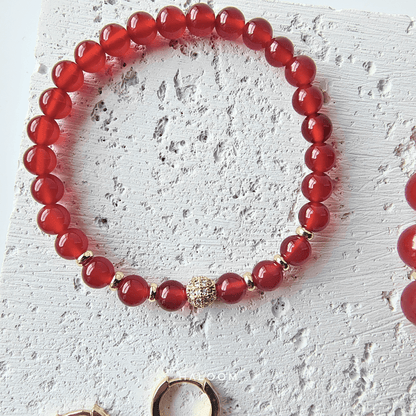 Red carnelian bracelet with pavé accent (6mm)