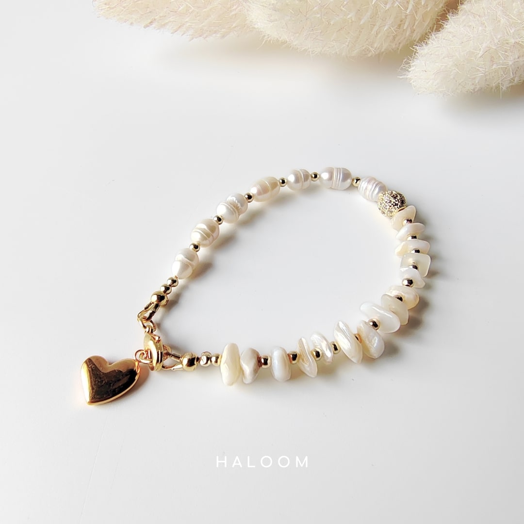 Freshwater pearl and shell bracelet