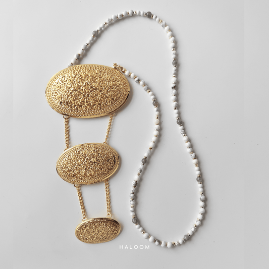 Howlite and labradorite multiuse necklace & dokoh set