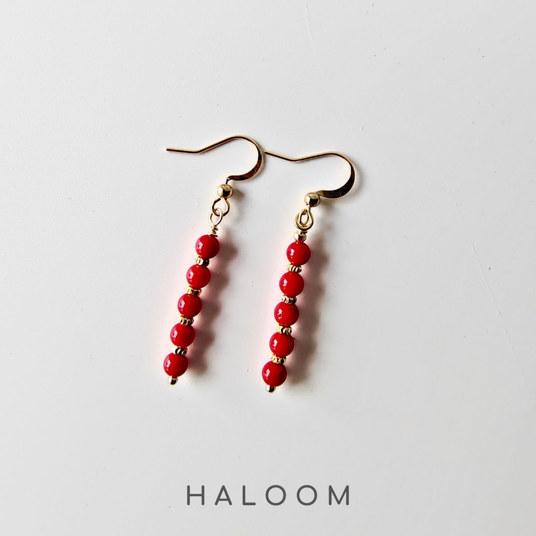 Anting-anting bar Jantung yang berani