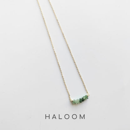 Green aventurine chip necklace.