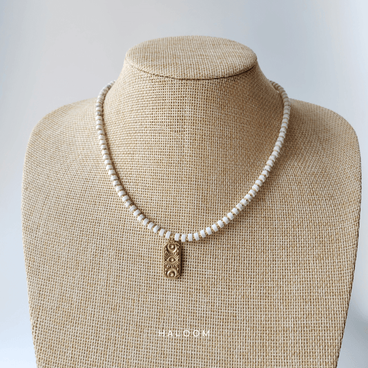 Nova howlite necklace