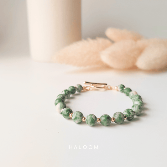 Grounded dreams spotted jade bracelet
