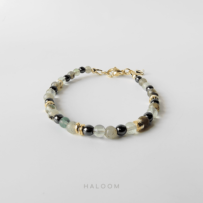 Crystal bracelet for IT support