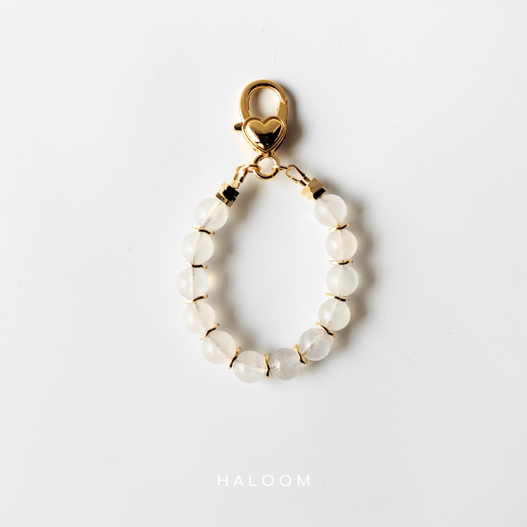 Moonstone intention charm – for new beginnings and intuition