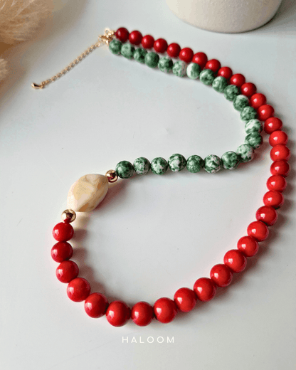 The Bold Move Necklace.