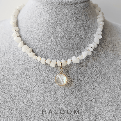 White Jade necklace (chip)