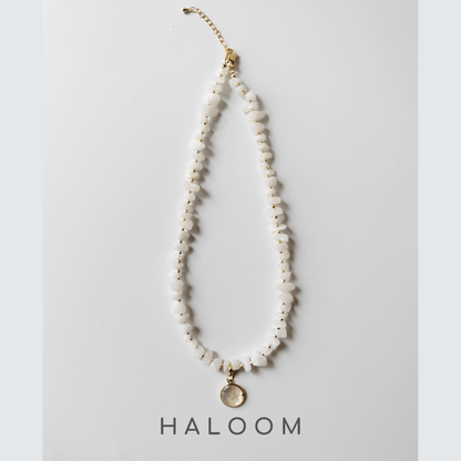 White Jade necklace (chip)