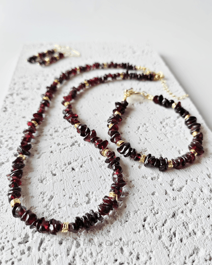 Focus & Fire garnet chip bracelet, necklace and earrings