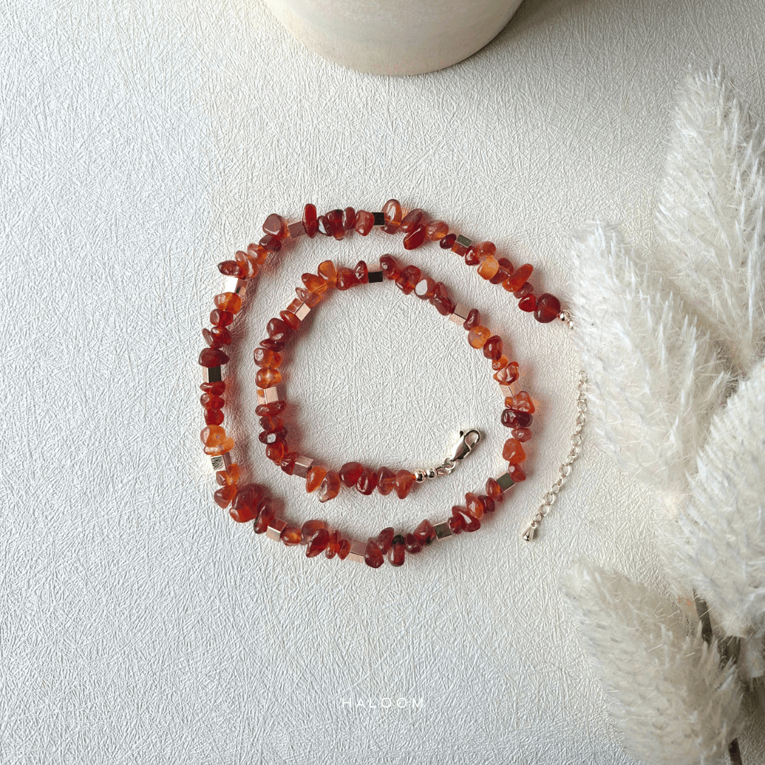 Emberline | Carnelian chip necklace
